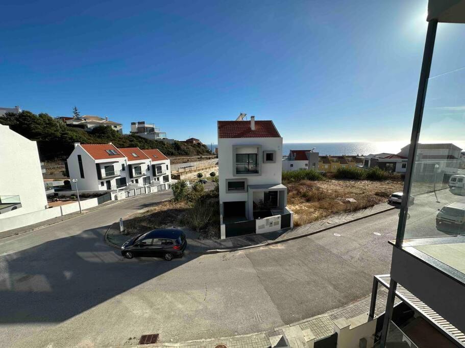 Beach, Ocean View & Bright House Ерисейра Екстериор снимка