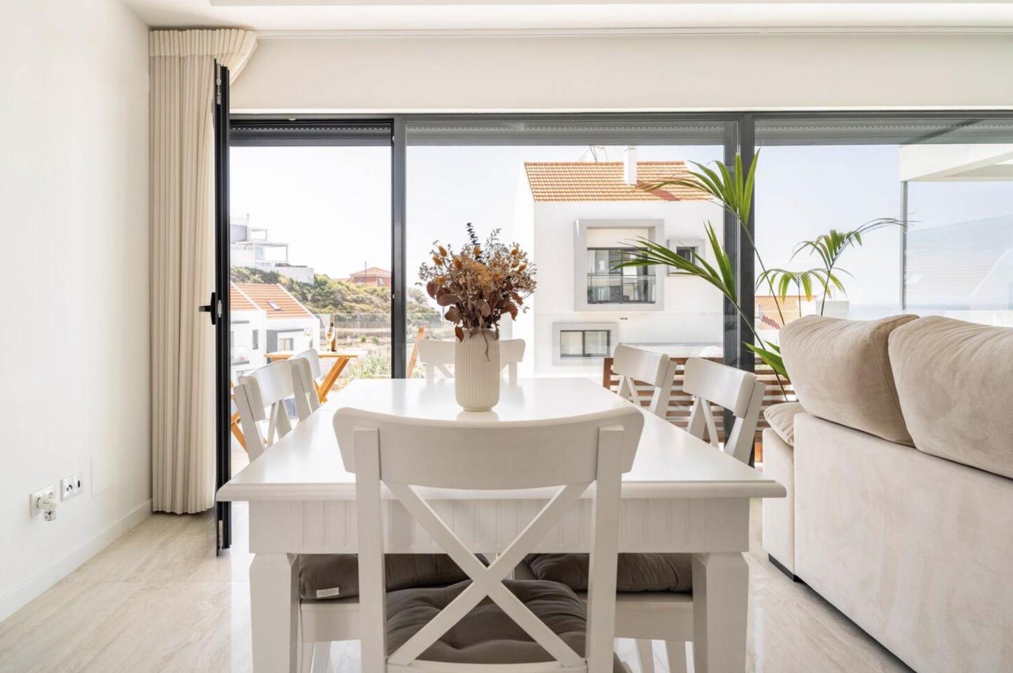 Beach, Ocean View & Bright House Ерисейра Екстериор снимка