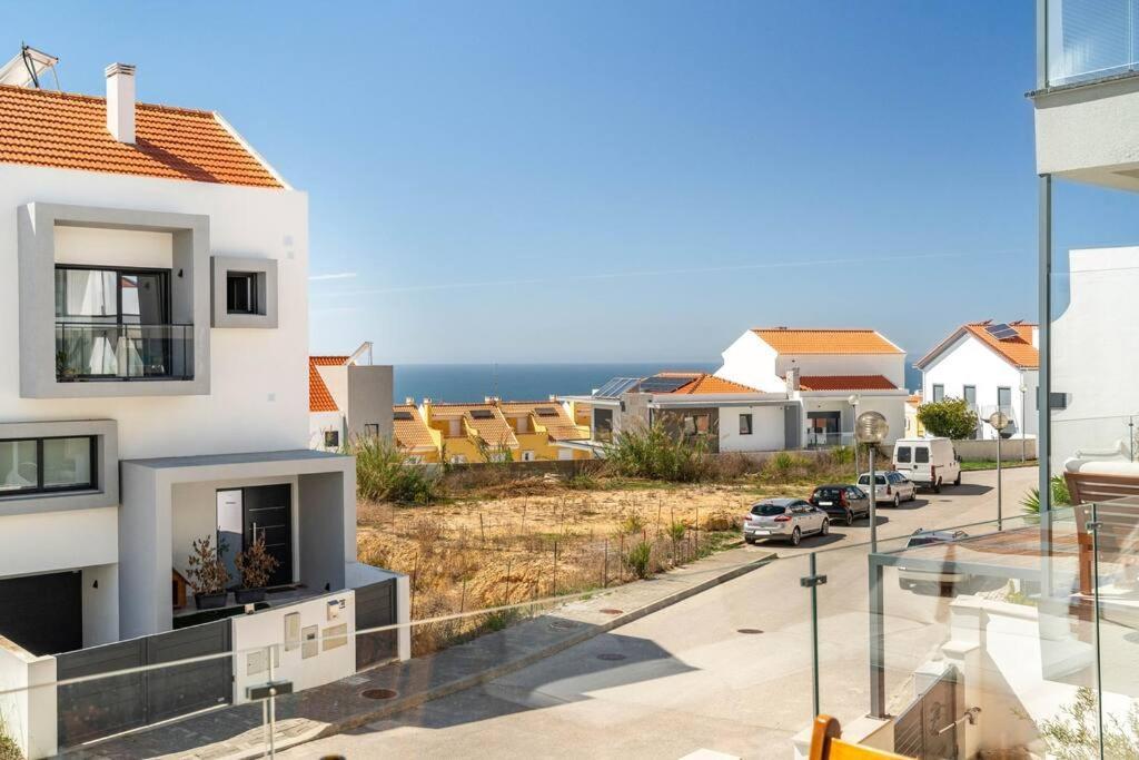 Beach, Ocean View & Bright House Ерисейра Екстериор снимка