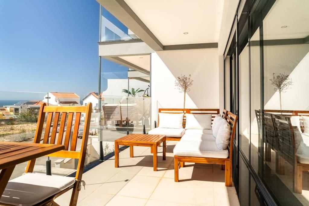 Beach, Ocean View & Bright House Ерисейра Екстериор снимка