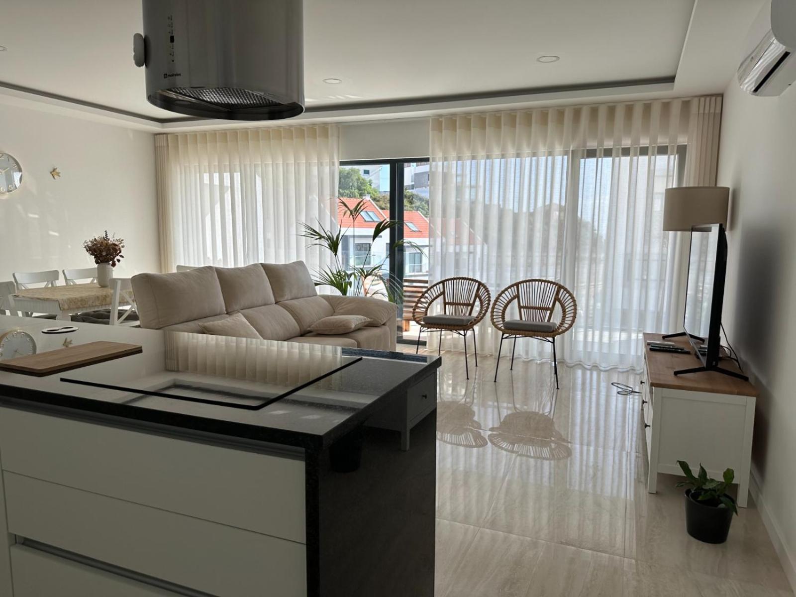 Beach, Ocean View & Bright House Ерисейра Екстериор снимка
